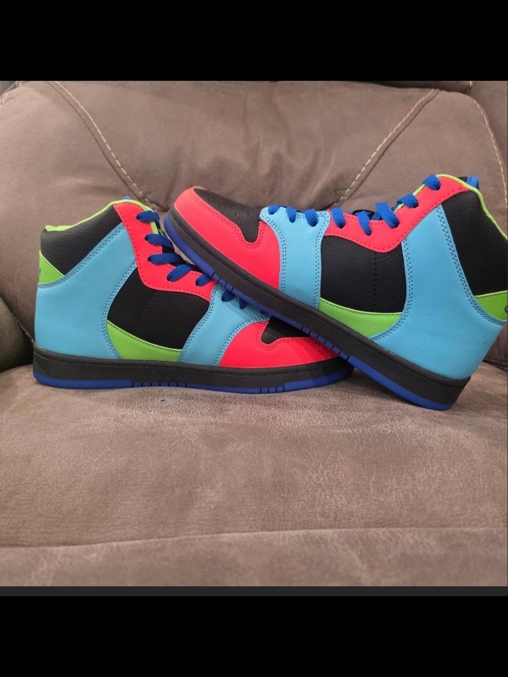 AND1 Slam Mid basketball shoes featuring a vibrant colorblock design.